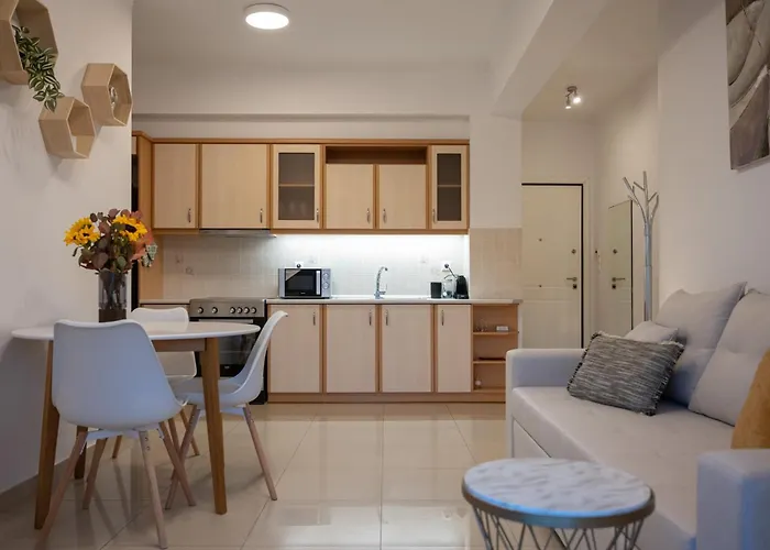 Pnoé Luminous Nauplia